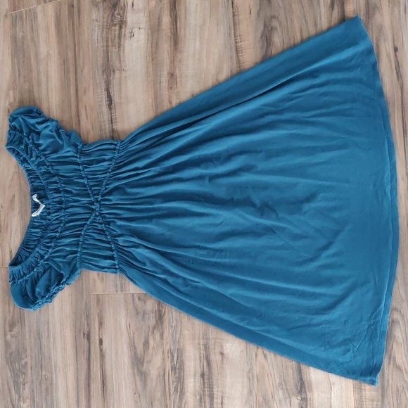 Max Studio Dresses & Skirts - EUC Teal Peasant style short sleeve dress